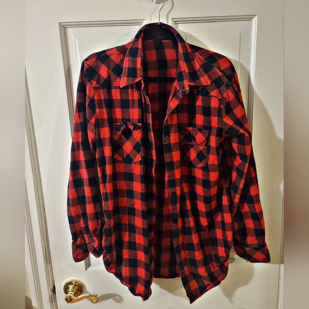 Ochenta Red Flannel